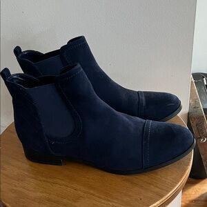 Unisa Dark Blue Ankle Booties